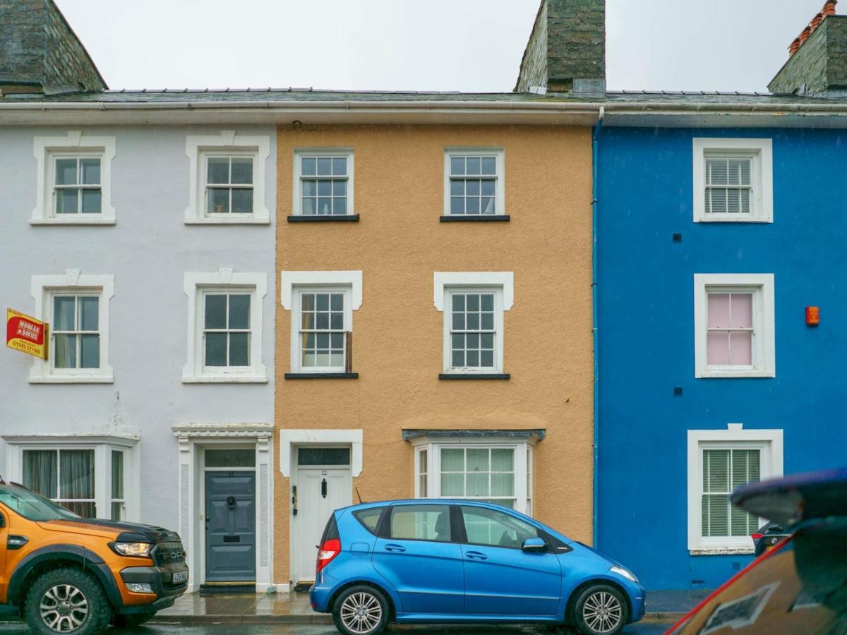 Pass The Keys Modern 2 Bed Flat Overlooking Aberaeron Harbour Exterior photo